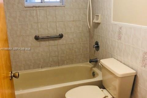 Купить кондоминиум в Хайалиа, Флорида 2 спальни, 89.19м2, № 2065584 - фото 10