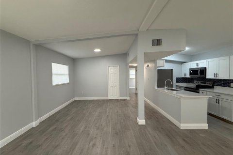 Casa en venta en Ocoee, Florida, 3 dormitorios, 100.43 m2 № 1841564 - foto 3
