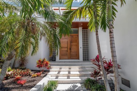House in Sarasota, Florida 4 bedrooms, 437.11 sq.m. № 2098536 - photo 13