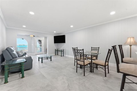 Copropriété à vendre à Treasure Island, Floride: 2 chambres, 111.48 m2 № 2203022 - photo 9