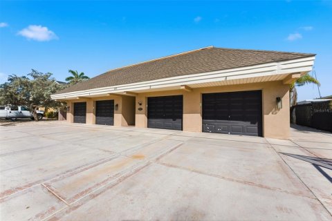 Copropriété à vendre à Treasure Island, Floride: 2 chambres, 111.48 m2 № 2203022 - photo 3