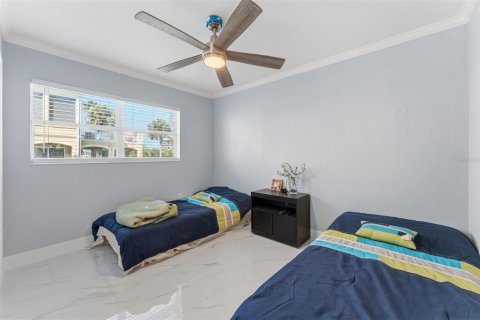 Copropriété à vendre à Treasure Island, Floride: 2 chambres, 111.48 m2 № 2203022 - photo 23