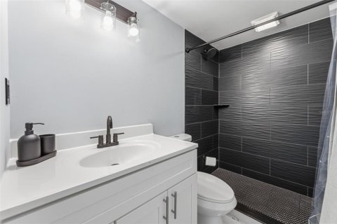 Copropriété à vendre à Treasure Island, Floride: 2 chambres, 111.48 m2 № 2203022 - photo 25