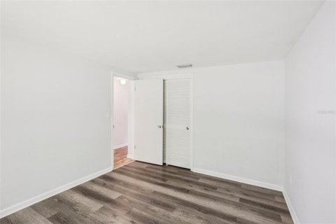 House in New Port Richey, Florida 2 bedrooms, 124.86 sq.m. № 1879401 - photo 29