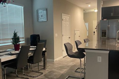 Townhouse in Orlando, Florida 3 bedrooms, 144 sq.m. № 2108369 - photo 12