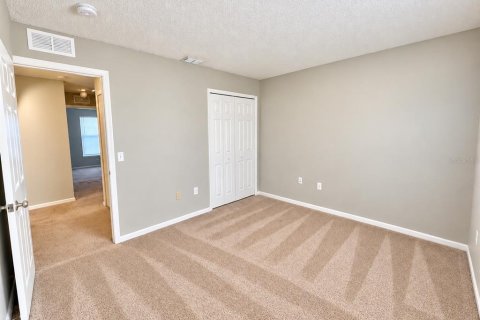 Villa ou maison à louer à Spring Hill, Floride: 3 chambres, 125.23 m2 № 2388992 - photo 16