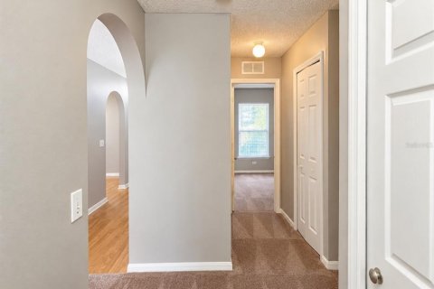 Villa ou maison à louer à Spring Hill, Floride: 3 chambres, 125.23 m2 № 2388992 - photo 14