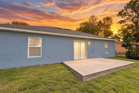 Villa ou maison à louer à Spring Hill, Floride: 3 chambres, 125.23 m2 № 2388992 - photo 21
