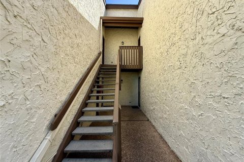Condo in Saint Petersburg, Florida, 2 bedrooms  № 2377802 - photo 27