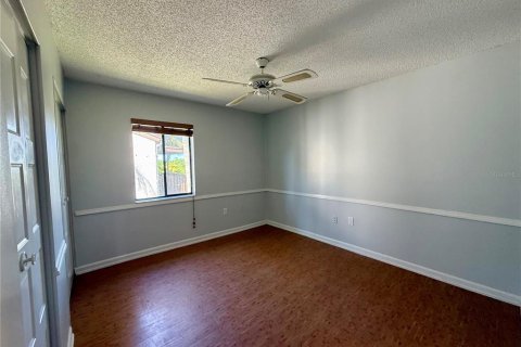 Condo in Saint Petersburg, Florida, 2 bedrooms  № 2377802 - photo 20