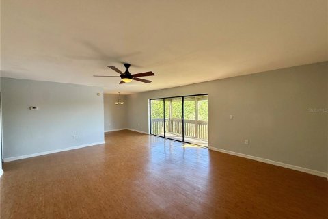 Condo in Saint Petersburg, Florida, 2 bedrooms  № 2377802 - photo 7