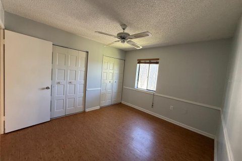 Condo in Saint Petersburg, Florida, 2 bedrooms  № 2377802 - photo 21