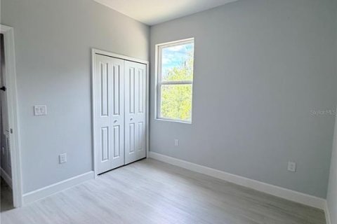 Apartment in Port Charlotte, Florida 3 bedrooms, 126.81 sq.m. № 2431169 - photo 8