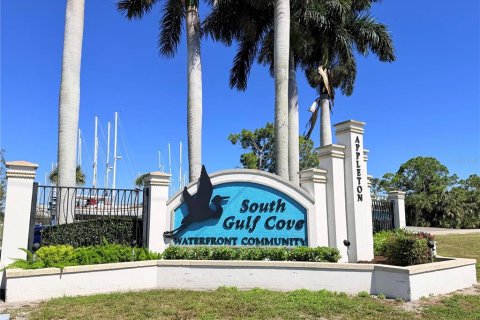Apartment in Port Charlotte, Florida 3 bedrooms, 126.81 sq.m. № 2431169 - photo 14