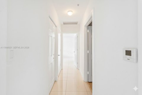 Снять в аренду кондоминиум в Авентура, Флорида 2 спальни, 122.07м2, № 2060635 - фото 28