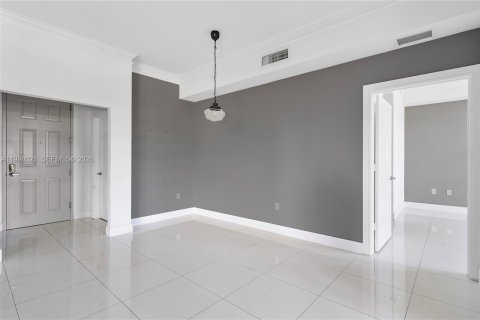 Снять в аренду кондоминиум в Авентура, Флорида 2 спальни, 122.07м2, № 2060635 - фото 11