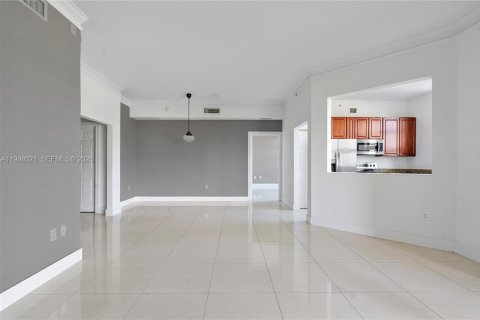 Снять в аренду кондоминиум в Авентура, Флорида 2 спальни, 122.07м2, № 2060635 - фото 10