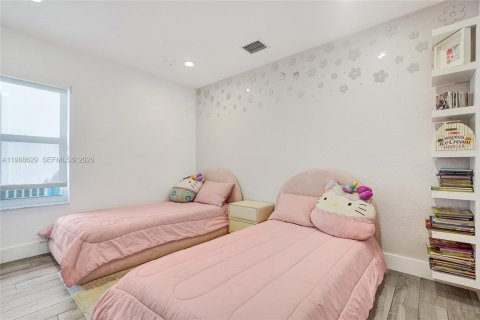 Casa en venta en Hollywood, Florida, 4 dormitorios № 2050535 - foto 21