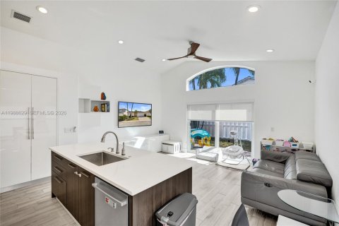 Casa en venta en Hollywood, Florida, 4 dormitorios № 2050535 - foto 11