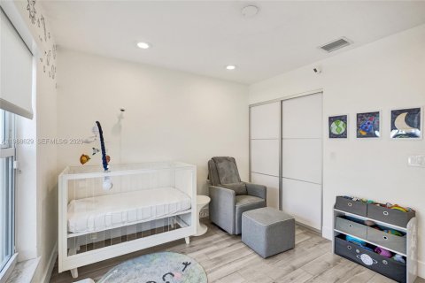 Casa en venta en Hollywood, Florida, 4 dormitorios № 2050535 - foto 15