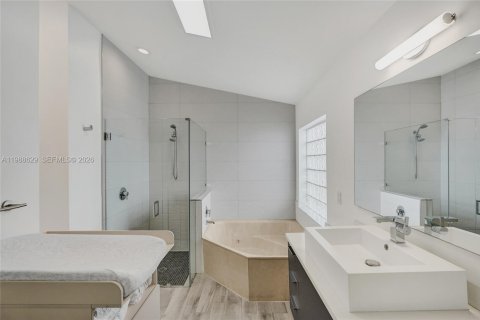 Casa en venta en Hollywood, Florida, 4 dormitorios № 2050535 - foto 27