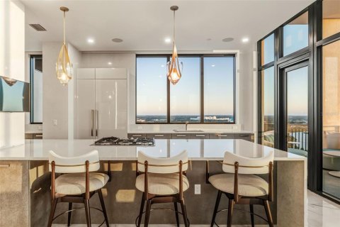 Condo in Sarasota, Florida, 3 bedrooms  № 2100039 - photo 29