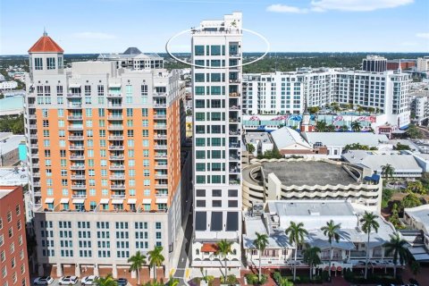 Condo in Sarasota, Florida, 3 bedrooms № 2100039