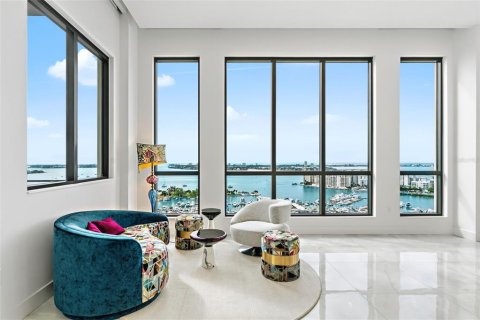 Condo in Sarasota, Florida, 3 bedrooms  № 2100039 - photo 6