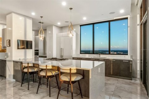 Condo in Sarasota, Florida, 3 bedrooms  № 2100039 - photo 28