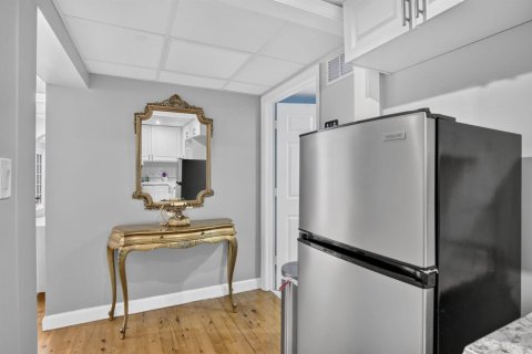 Villa ou maison à vendre à Hollywood, Floride: 7 chambres, 282.42 m2 № 2279408 - photo 25