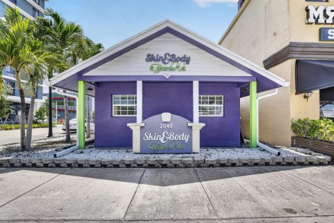 Villa ou maison à Hollywood, Floride 7 chambres, 282.42 m2 № 2279408