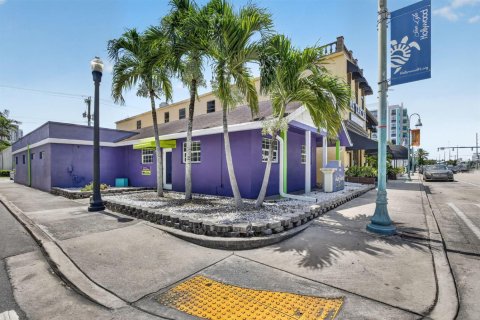 Villa ou maison à vendre à Hollywood, Floride: 7 chambres, 282.42 m2 № 2279408 - photo 5