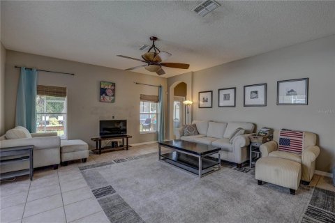 House in Holiday, Florida 4 bedrooms, 203.27 sq.m. № 1912861 - photo 18