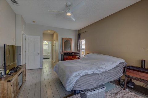 House in Holiday, Florida 4 bedrooms, 203.27 sq.m. № 1912861 - photo 22