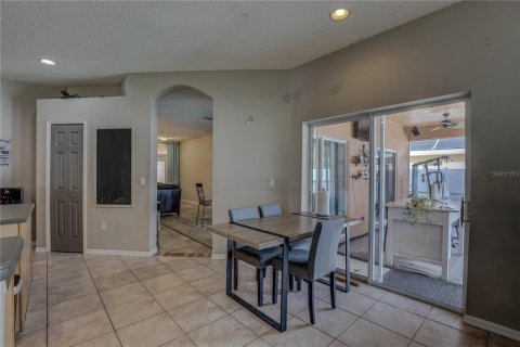 House in Holiday, Florida 4 bedrooms, 203.27 sq.m. № 1912861 - photo 16
