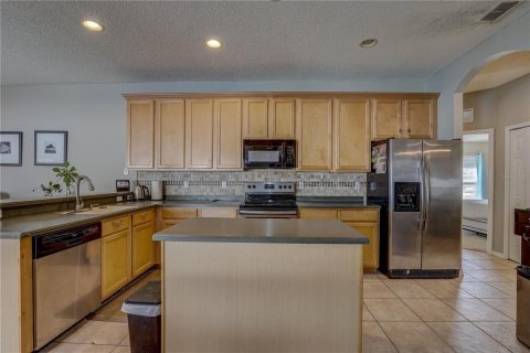 House in Holiday, Florida 4 bedrooms, 203.27 sq.m. № 1912861 - photo 14