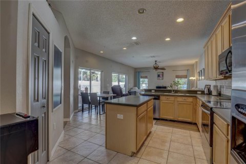 House in Holiday, Florida 4 bedrooms, 203.27 sq.m. № 1912861 - photo 13