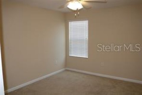 House in Davenport, Florida 4 bedrooms, 245.35 sq.m. № 2216940 - photo 28