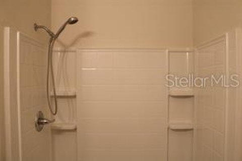 House in Davenport, Florida 4 bedrooms, 245.35 sq.m. № 2216940 - photo 8