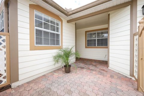 Touwnhouse à vendre à Longwood, Floride: 2 chambres, 130.25 m2 № 1824949 - photo 4