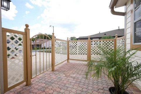 Touwnhouse à vendre à Longwood, Floride: 2 chambres, 130.25 m2 № 1824949 - photo 3