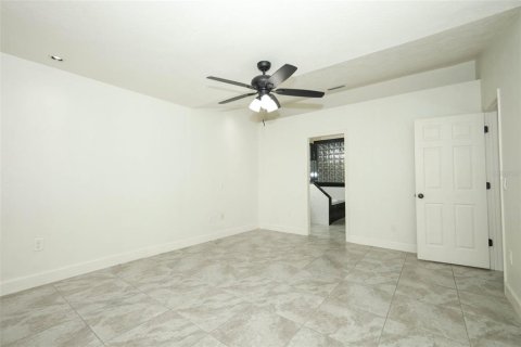 Touwnhouse à vendre à Longwood, Floride: 2 chambres, 130.25 m2 № 1824949 - photo 18