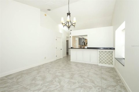 Touwnhouse à vendre à Longwood, Floride: 2 chambres, 130.25 m2 № 1824949 - photo 11