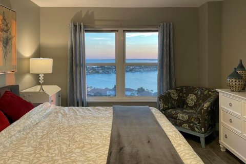 Condo in Saint Petersburg, Florida, 1 bedroom  № 1915940 - photo 7