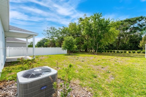 Villa ou maison à vendre à Titusville, Floride: 3 chambres № 2067791 - photo 28