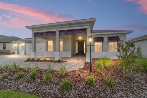 Casa en venta en Ocala, Florida, 3 dormitorios, 205.41 m2 № 1904555 - foto 1