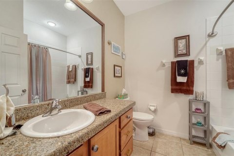 Condo in Sarasota, Florida, 2 bedrooms  № 1617814 - photo 28