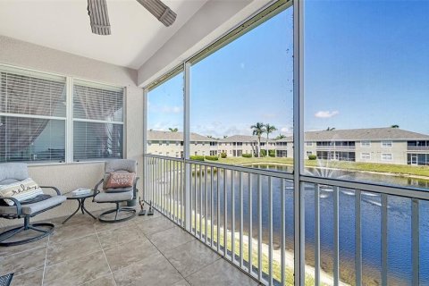Condo in Sarasota, Florida, 2 bedrooms  № 1617814 - photo 14