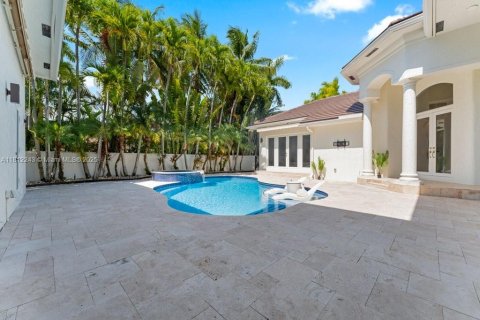House in Plantation, Florida 5 bedrooms, 344.02 sq.m. № 1766639 - photo 7