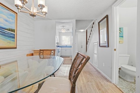 Condo in St. Lucie, Florida, 2 bedrooms  № 2190559 - photo 10